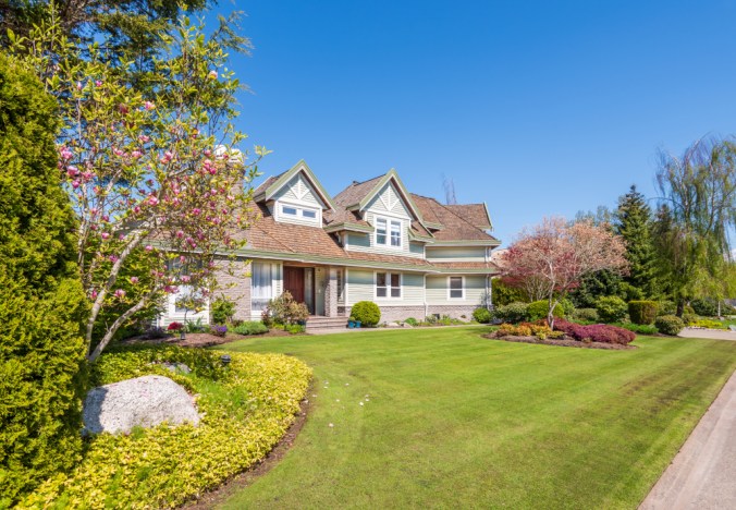 Enhancing Curb Appeal: Local Landscaping Ideas and&nbsp;Inspiration